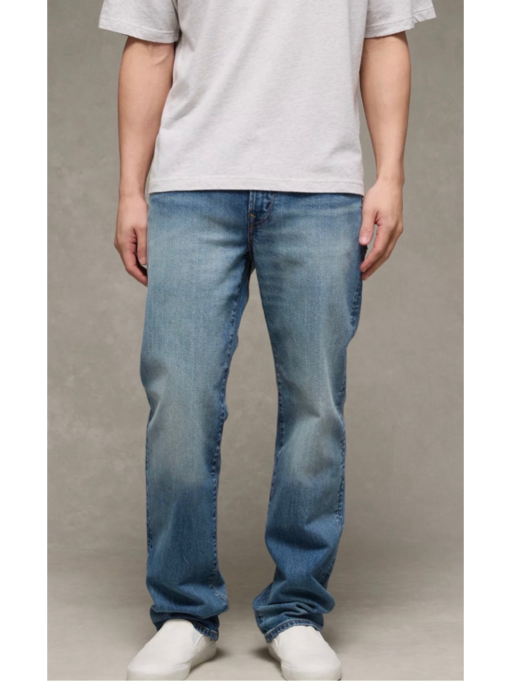 American Eagle NWT Men’s Easyflex Relaxed Straight Jeans size 34